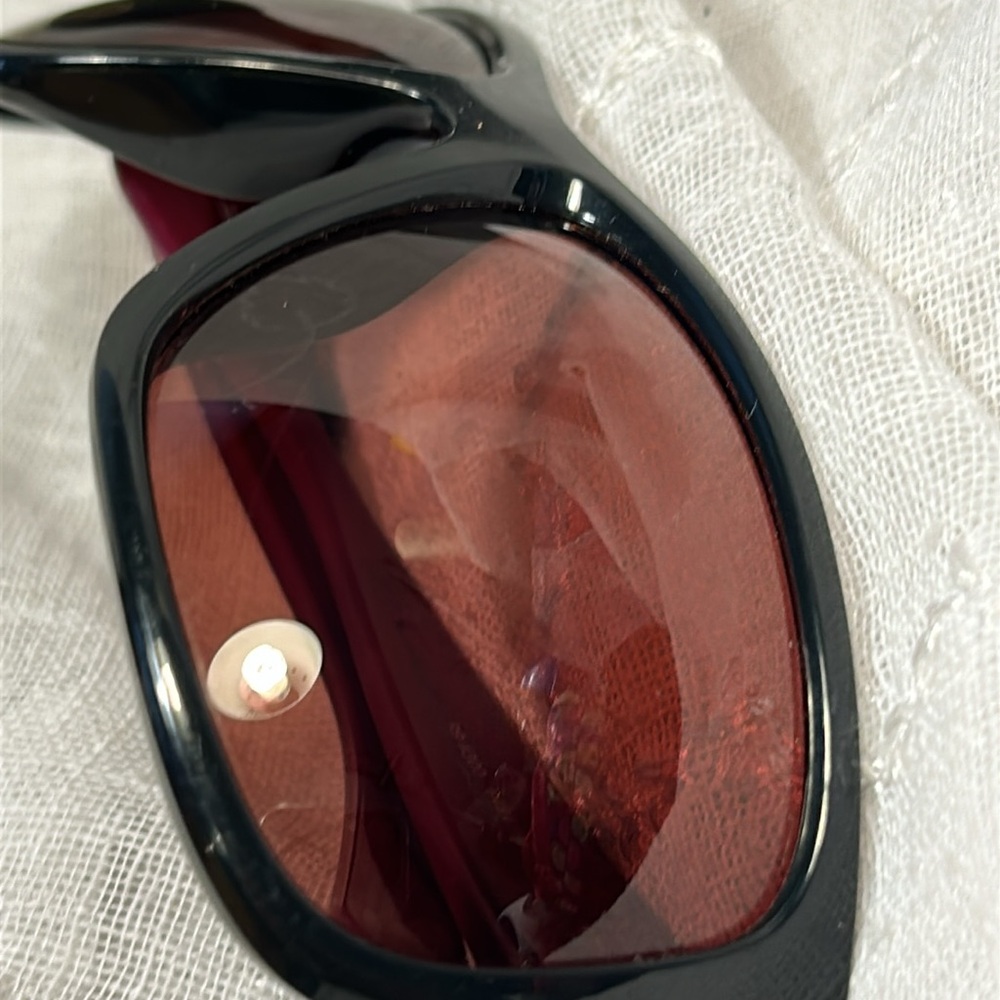Ray-Ban Polarized sunglasses with case - Picture 3 of 14